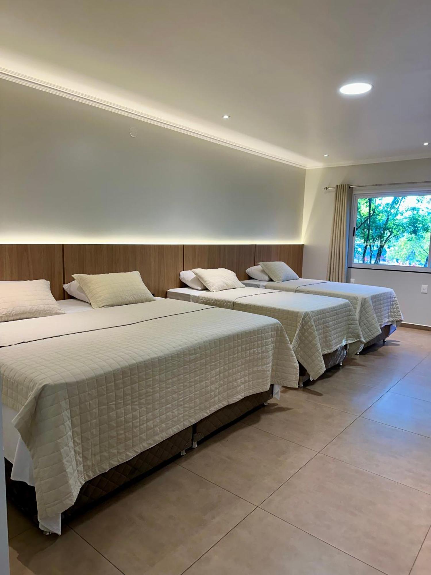 Parque Hotel Manantial Hohenau Eksteriør billede