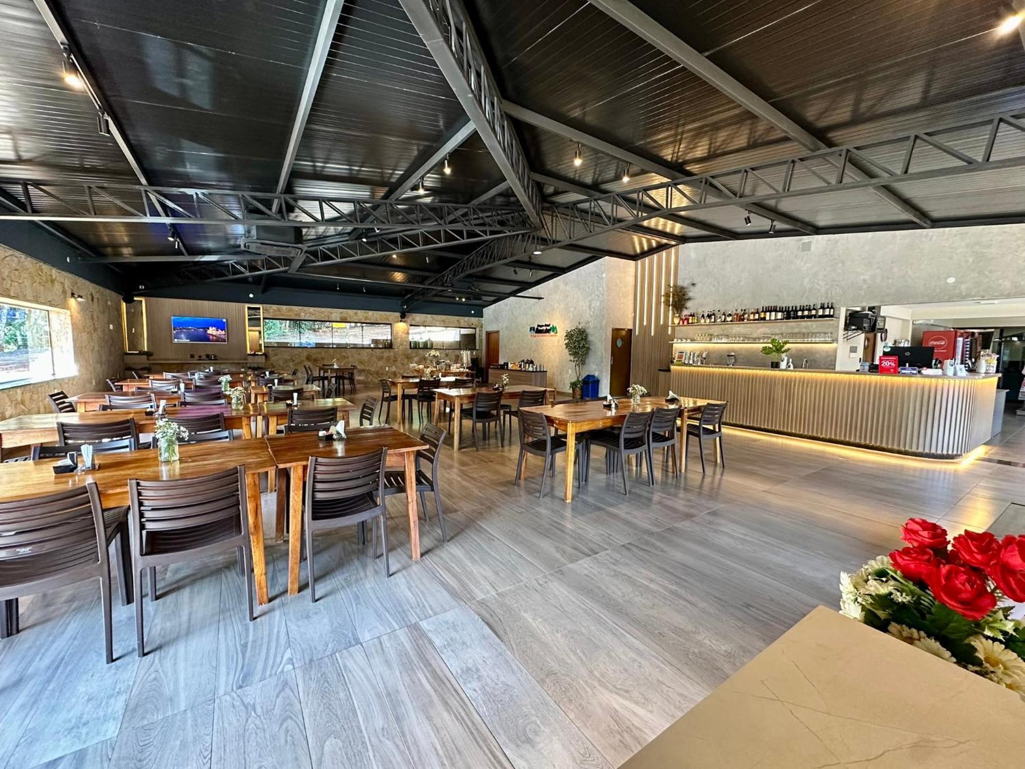 Parque Hotel Manantial Hohenau Eksteriør billede